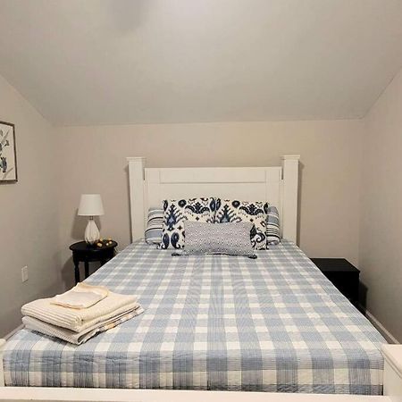 士麦那Refreshed!! Private 4Brms 2 Bath - 2 King Beds!!别墅 外观 照片